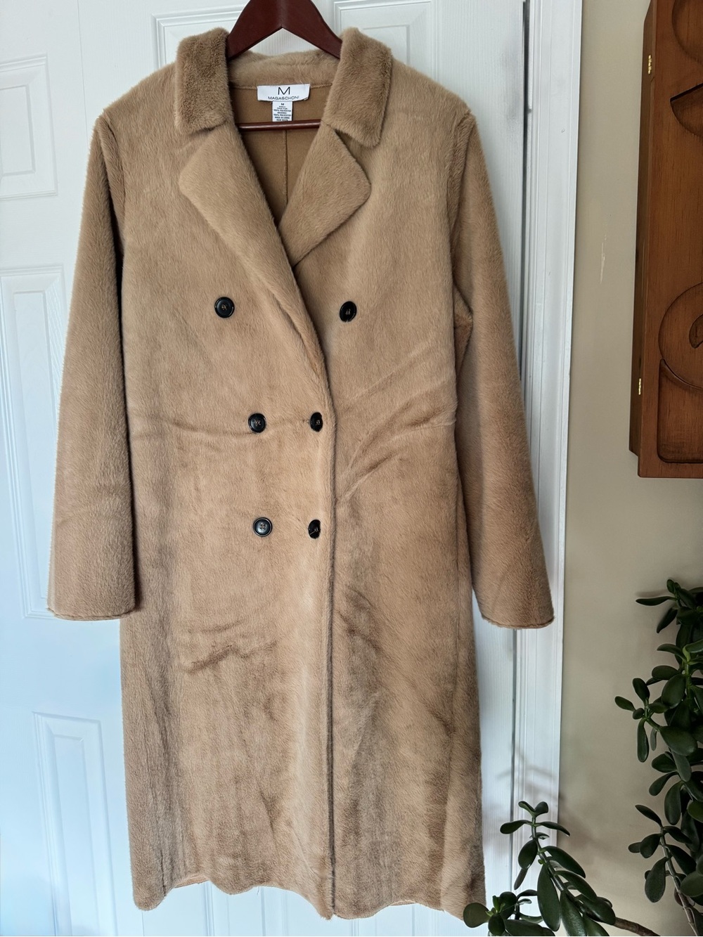 Magaschoni Camel Double-Breasted Faux Fur Trench Coat Women’s Med